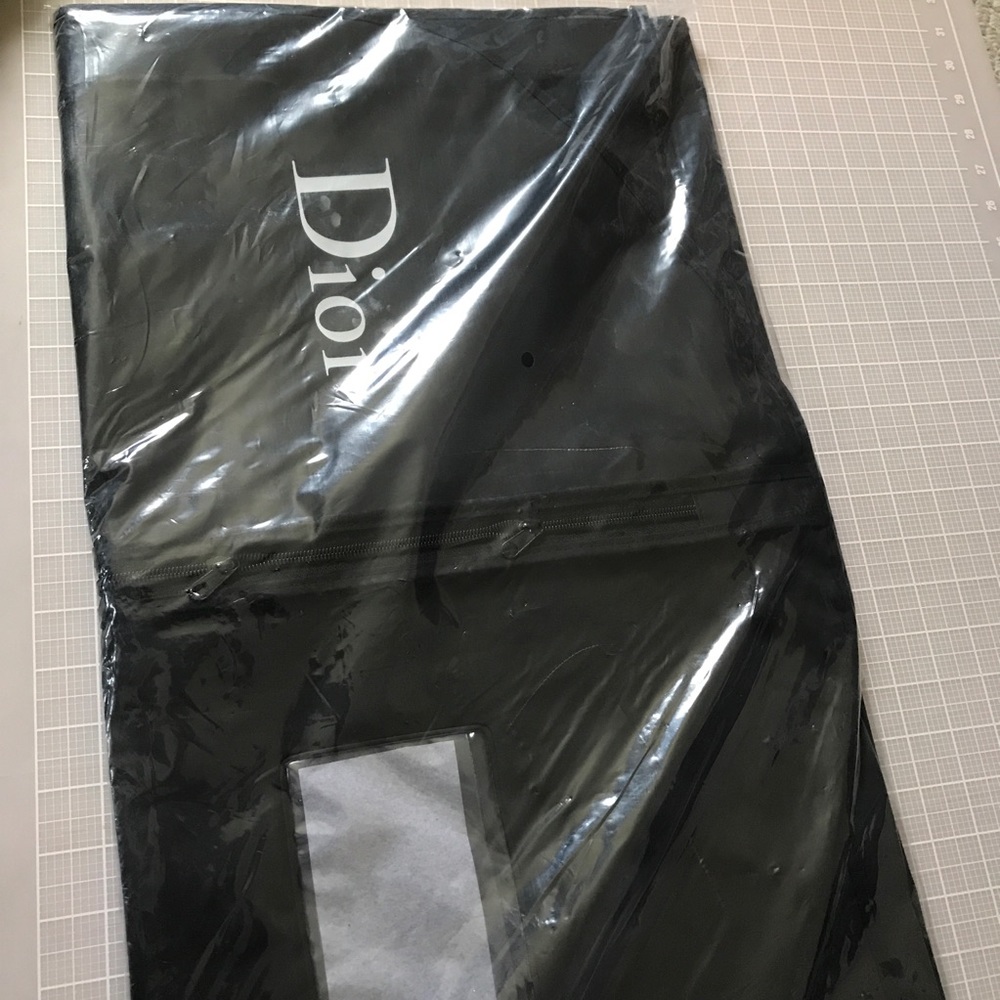 Christian Dior Garment Bag - Picture 4 of 9